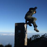 Garis(L)urus (@m5ndra) 's Twitter Profile
