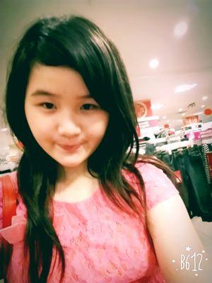 ChiquittaVF99's profile picture. please help me to reach 0.2k followers