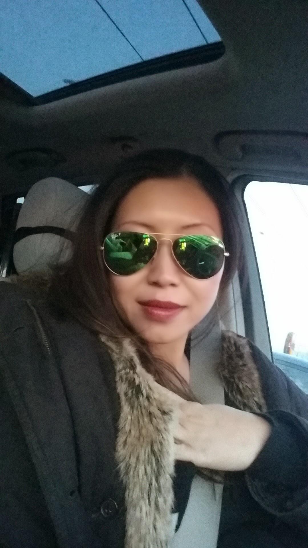 RinnieTon's profile picture. hectic mom of 3 who enjoys shopping, eating, traveling and fine things in life.