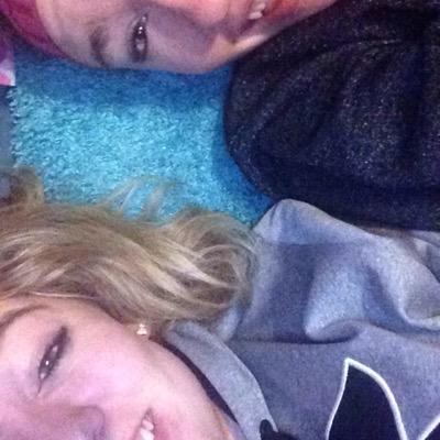 leyplea's profile picture. I love to cheer ❤️