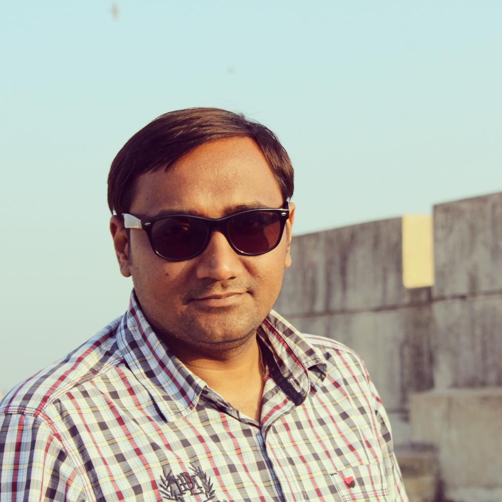 Web Designer / Developer and  PSDtoANY Owner and photographer