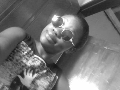 SimPly BOOITEEPANG ·Dancer ·mUsIc lover ·TWITTER AND A GOD FREEK..MANVU ...foLlow For a FoLLow back