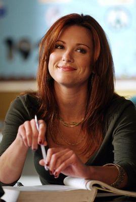 Fem!Sam. Hunter. Sister. Apparently a moose.  {Bi/AnyShip}