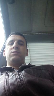 Hayat yaşamaya değer.
