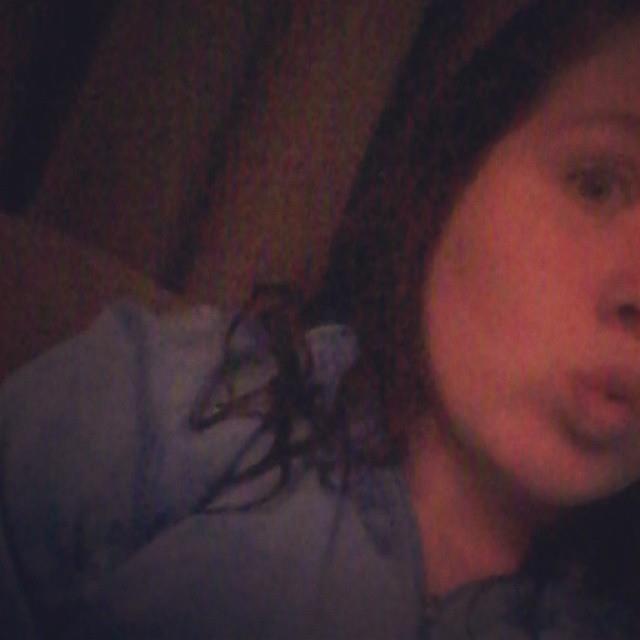 instagram ; follow_fems ~14 jaar~basketball~dance~sing~ hij is mijn ex but Always love you