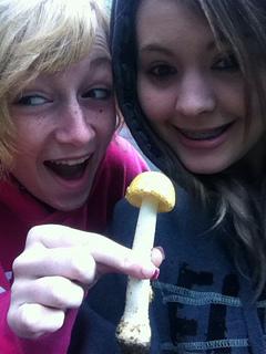 lucasladulce2's profile picture. 'I ,ove being morketed to.' Said no one, ever. -Jess3