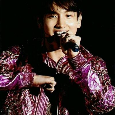 ✨東方神起で人生バラ色✨ チャミペン けど、2人とも大好き💕どーして君を好きになってしまったんだろ♪