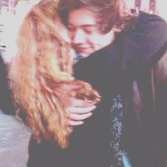 you're perfect & harry loves you way too much, please treat yourself right & always smile & enjoy your life & don't give up on your dreams -@sonderhes