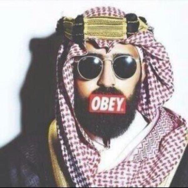Hello Zer Big Boy xD I Don't Know Va6 6o Write In Za Bio So Just Click Za Follow Bu6on And Enjoy!
 Blogger -  http://t.co/WlfjmQCPTM