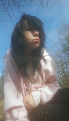 katie_2115's profile picture. I'm 14, emo, and I'm boring. I'm the depression queen