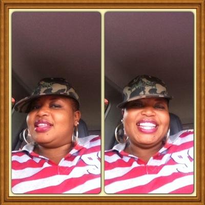 carolinechikwa3's profile picture. 