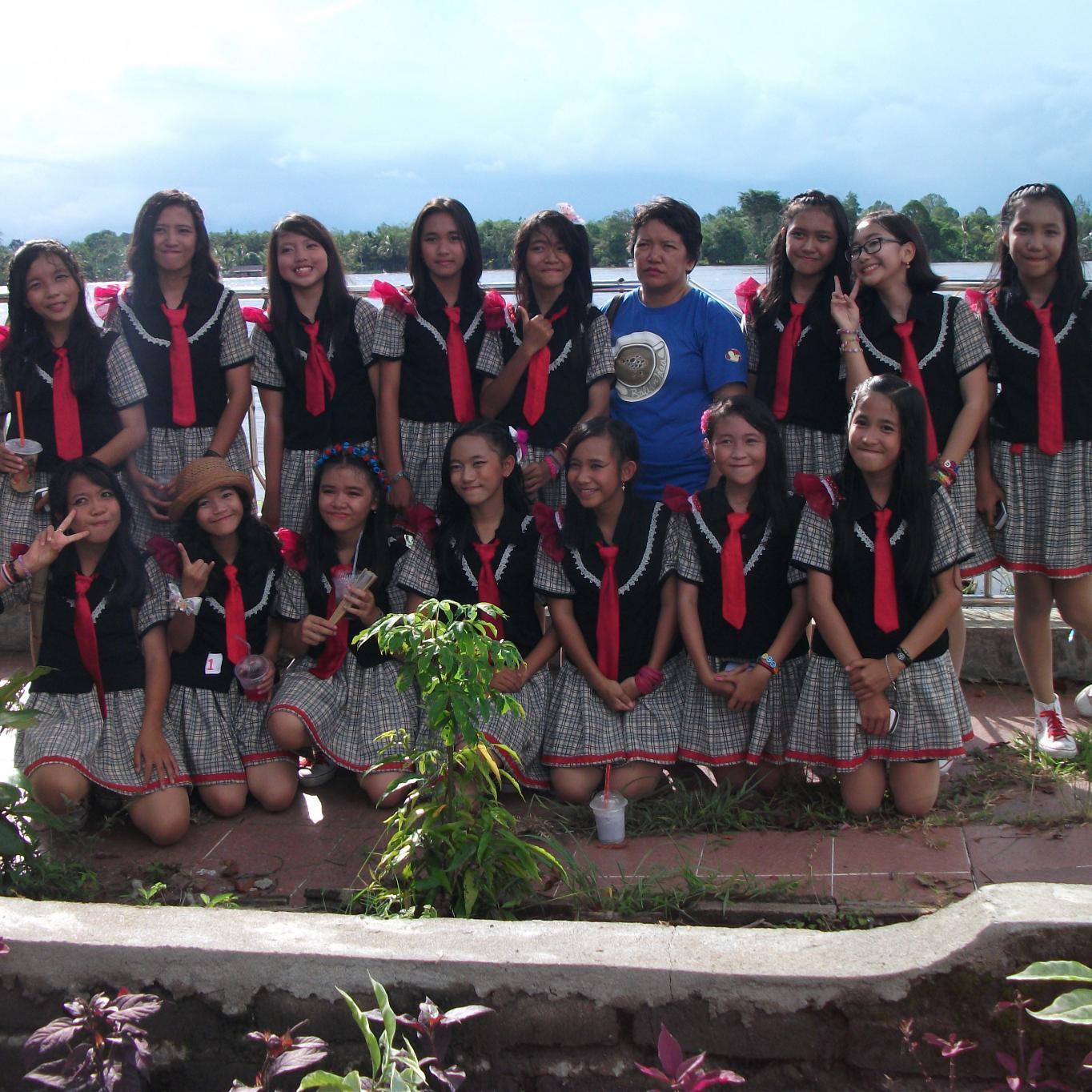 SMPN-1 DUSUN SELATAN
Grup Cover JKT48
TeamA&B|| SEGralova