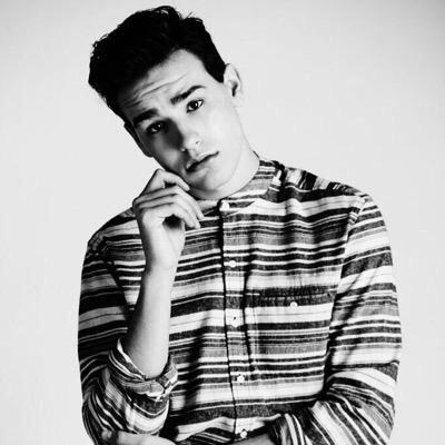 readbioplease_8's profile picture. 