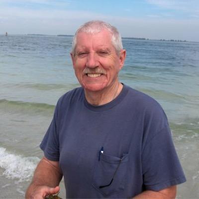 therealjoebloww's profile picture. Just your everyday blow.