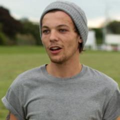 i gave you one free follow, so please follow @POLAERTS in back