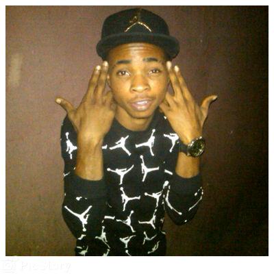 UPCOMING ARTISTE! SONGWRITER!! AFRO POP N RnB (RAPPER N SINGER) Unsigned Artiste... For Booking: BisslyMK_Oluwasferanmi@yahoo.com