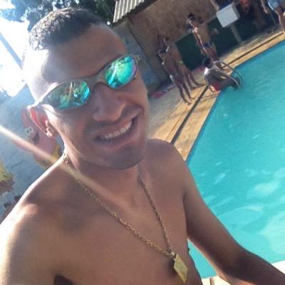 acreditar que sonhar sempre é preciso..