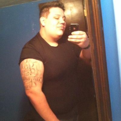 troyperez9476's profile picture. 