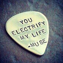 I love: @muse, movies, rock, #tennis, #MUFC & #GameOfThrones
Favourite Muse Song=BLISS
http://t.co/kjsgR0BQ
Proud to share my birthday with @MattBellamy