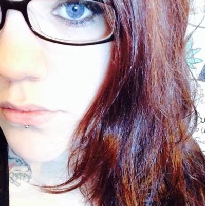 EveyMcjeevey's profile picture. 1991. the luckiest girl on this side of the Atlantic ocean