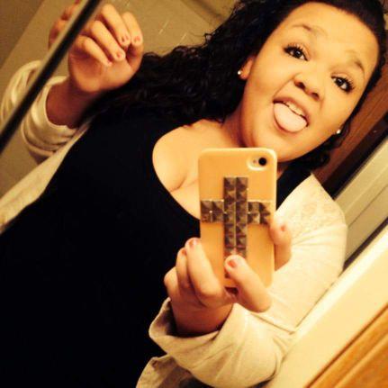 Face Book - LaRicka McNary 
Snap Chat - LaRickaRashida 
Instagram - Larrrricka_51612 
LaRicka McNary 
Age 19 
Proud mommy