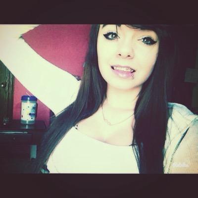 ~ sierra Lynn ~
•don't give a fuck about your opinion•
all you have to know about me is im taken.❤️
and hes my world. 12.28.2k14 @hydroybk
hes my 4ever.