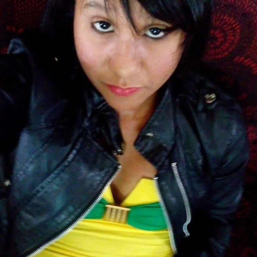 smily_pink's profile picture. Me segue looogo!
.xX.Quem se descreve se limita!.Xx.
Mee ada no face: https://t.co/4KQ7hlrUF8
Mee Seguee Aqui-http://t.co/qsje2OZg52