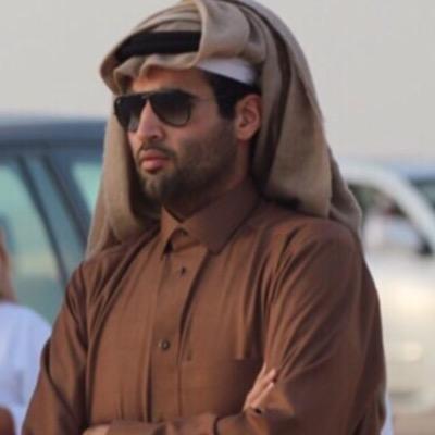 يا ابن عمي لـ أمدحوني وجا ذكري بخير ابتهج والعب بسيف المعزه في الهوى لا تعومس لا امدحوني ونفسك لا تغير انت وانا عند الاجناب طولتنا سوى
