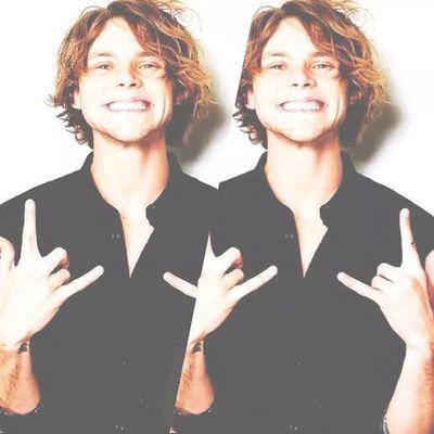 ⭐5SOS⭐AshtonIrwin⭐LukeHemmins⭐CalumHood⭐MichaelClifford⭐Paramore⭐ColdPlay⭐TheTide⭐NateParker⭐AustinCorini⭐DrewDirksen⭐LeviJones⭐