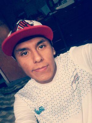 Holiwis... :) Me llamo Alan Alejandro López, Soy De Salta-Argentina... Me Gusta Mucho Los Deportes Especialmente Jugar Al Fútbol, Prácticamente Es Mi Pasión...