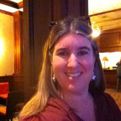 BaileyKiri's profile picture. Teacher Reader Super Mom/Wife Tech/Science/Art loving Girl who can get down with a Hero's Journey!