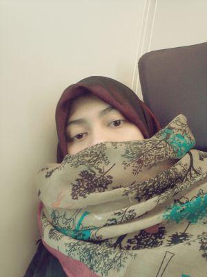penikmat alam semesta beserta isinya.. loving positive aura.. :)