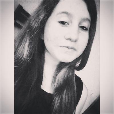 Beauty_Julia's profile picture. Que os sonhos faça-nos realizar o que a realidade não nos permite sonhar.