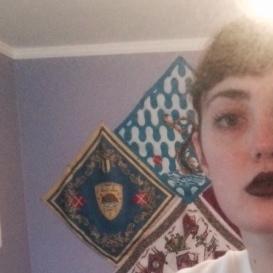 sappheirosky's profile picture. 