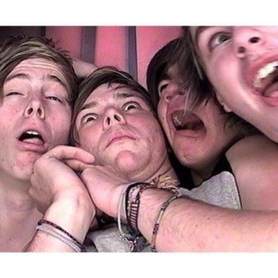 Just some imagines for all you 5sos fans out there, enjoy ;) Feel free to follow and turn notifications on