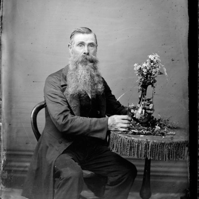 Apanthropist. Father. Papa. Knitter. Pupuhi. PhD. Botanist. Pākehā. This sound does not subscribe. Tenei haruru kaore ohauru https://t.co/Iq2iCqOnBd