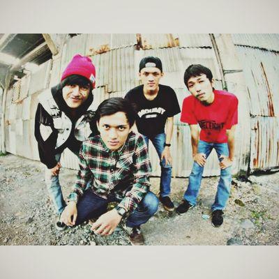 The official twitter page VACUM STORY @pivvera @Minyut_ @Kataikin @irawan0023 | Booking contact 085640434343 |  http://t.co/YMoGiayPJD