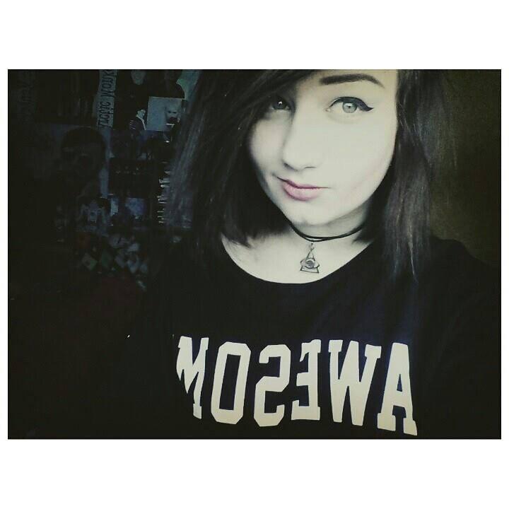 Hi, whore