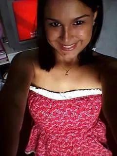 Estudante de enfermagem. espero poder exercer minha funçao com exelencia e organizaçao. pois amo o que faço.♥♡♥