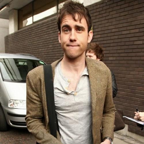 LONG-BOTTOM ¿LO PILLAS? #CAL  SUMISO DE PACO EL MOLINERO. QUE ESTE EMBARAZADO DE DOBBY Y SNEIP NO TE IMPORTA.
