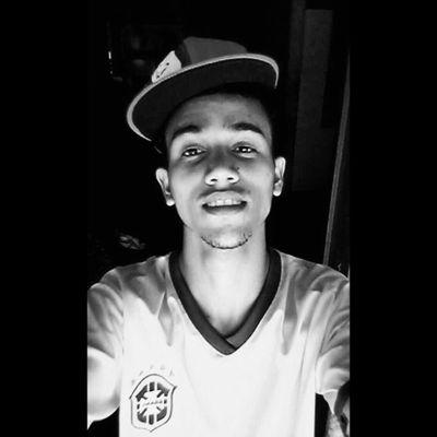 • Evangélico • Snap: hsouza7 • Insta: hsouza7  Desculpa mundo, mas eu escolho o melhor. Eu escolho Deus!