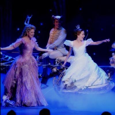 ✨Dancing newsboys, fighting frenchies, revolting children, a glass slipper, a green girl and one street pulled me in a new direction✨
