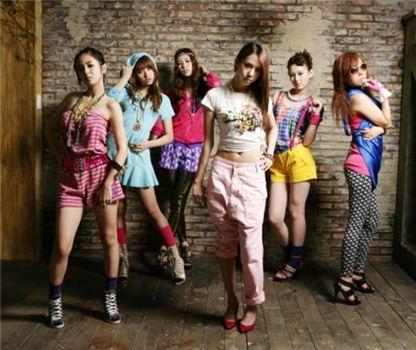 hello friend ;;) we are dance club from Malang :) || we will do the best! || lets support us! 1 Follow = Million support!