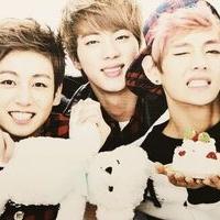 readmybiofirst3's profile picture. please follow @jeon_gilyn instead of this account because ILY :)
