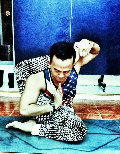 Goverment Officer, Yoga Teacher ( founder : Studio Matahari Yoga - jambi)