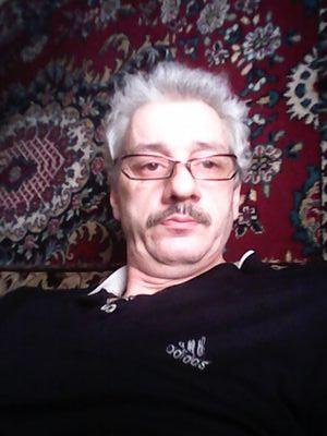 051879000's profile picture. женат ,дети ,внуки-счастье то какое !