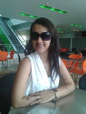 mar_i_bel's profile picture. Trato de ser una persona normal pero diferente, no me gusta quedarme quieta pues tengo que estar haciendo varias cosas al tiempo