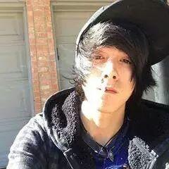 hey! im zack but I like to be called Zacky ♥ im 15 and  im gay