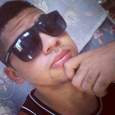 rapper/beatmaker http://t.co/UG6acb08ic IXXQUAD ! #FROMPORAOMIXTAPE em breve  wpp: 2191201895