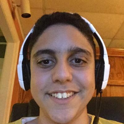 Just a Kid who plays Competitive call of Duty and is trying to go pro and under a great Organization this is my personal account my other one is @ExE_OneShot